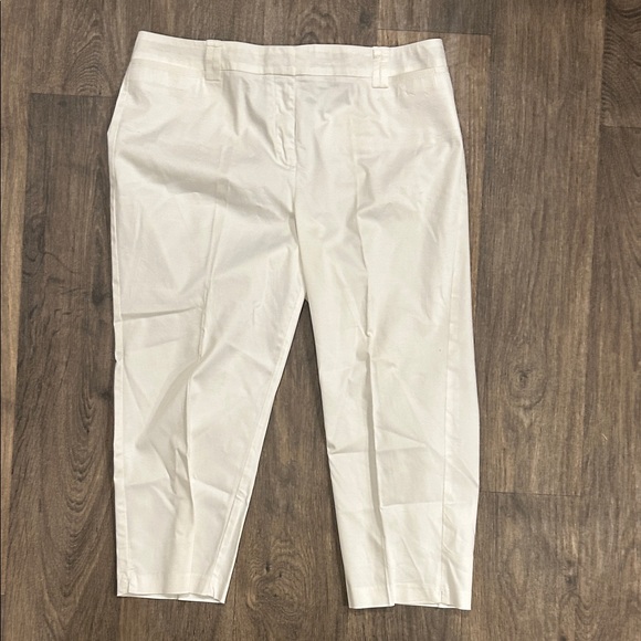 Covington Pants - Covington Women's White Cargo Shorts